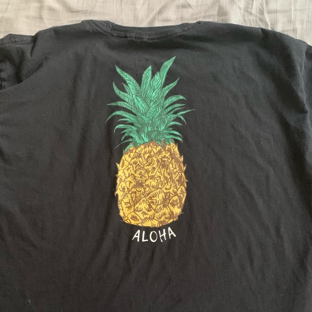 Pineapple Aloha Kona Surf Co. t-shirt